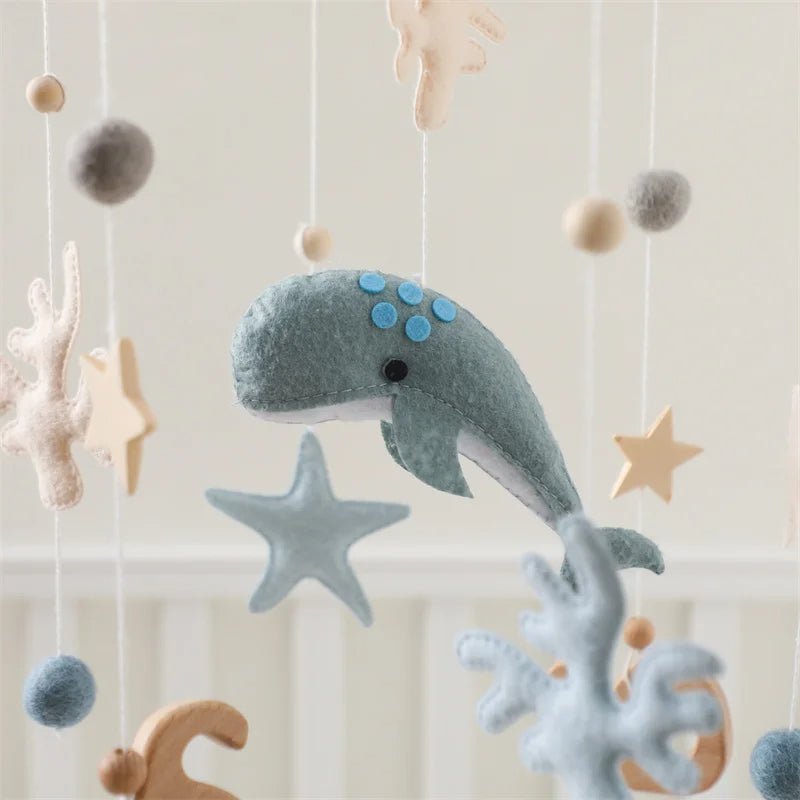 Mobile bebe | BALEINES SUSPENDUES - Émerveiller Bébé
