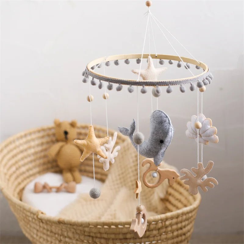 Mobile bebe | BALEINES SUSPENDUES - Émerveiller Bébé